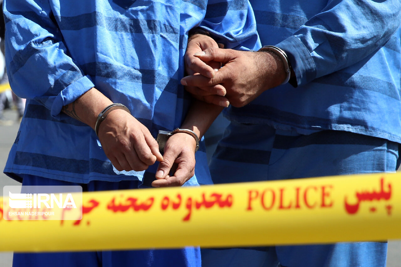 از کشف ۵۰ میلیارد ریال انواع چمدان قاچاق تا دستگیری ۳ زن جیب بر در مساجد