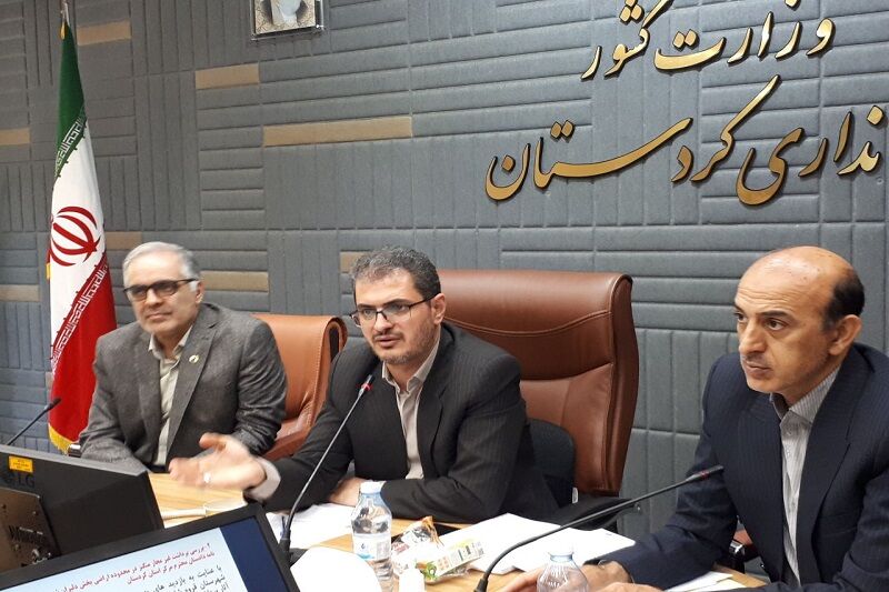 استاندار: آلوده نبودن منابع آبی ناشی از فعالیت معادن کردستان برای مردم شفافسازی شود