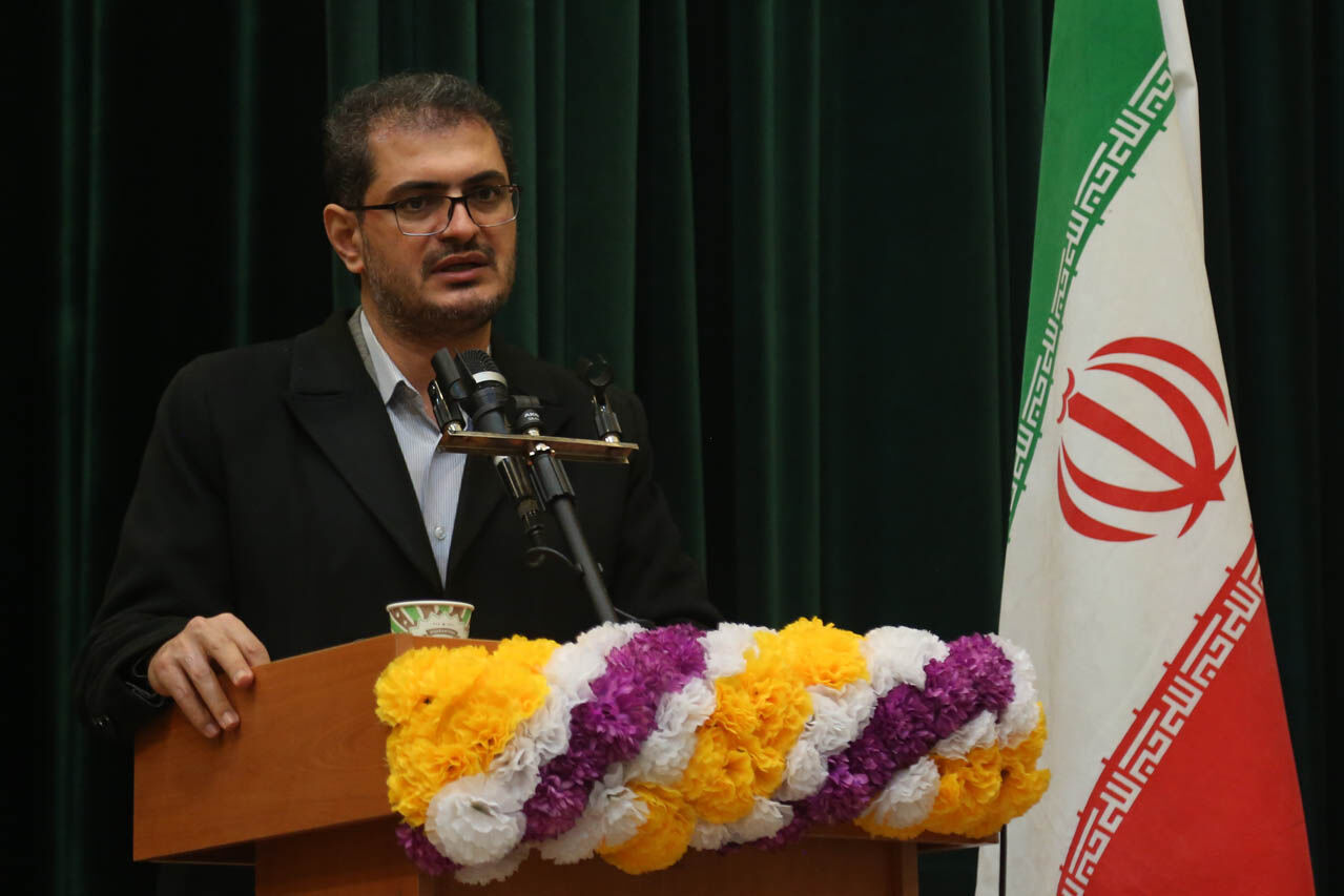 استاندار کردستان: جبران عقبماندگیها و مشکلات با کار جهادی ممکن است