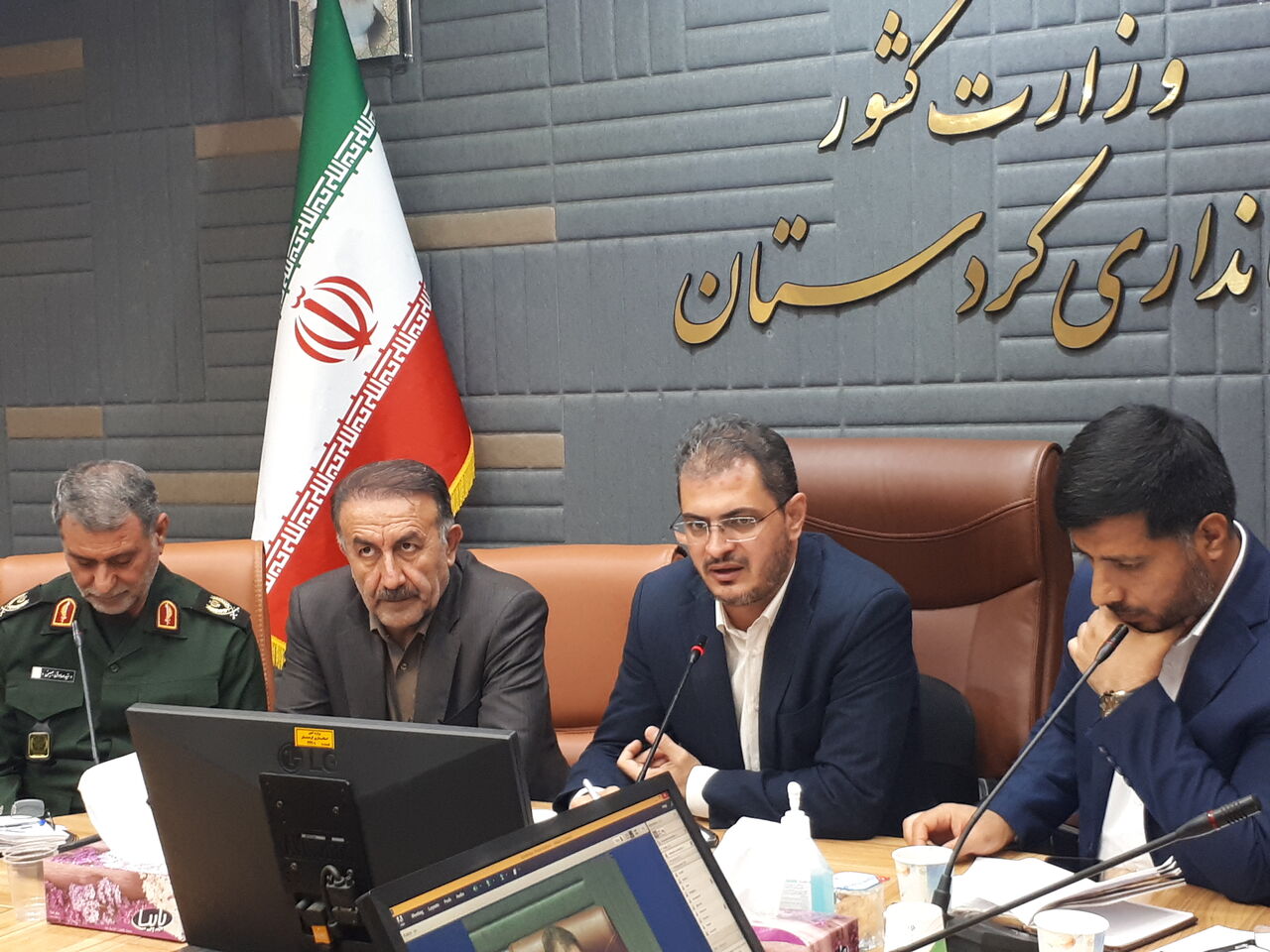 استاندار کردستان: دستگاه‌ها تمهیدات لازم برای تردد آسان زائران اربعین را فراهم کنند