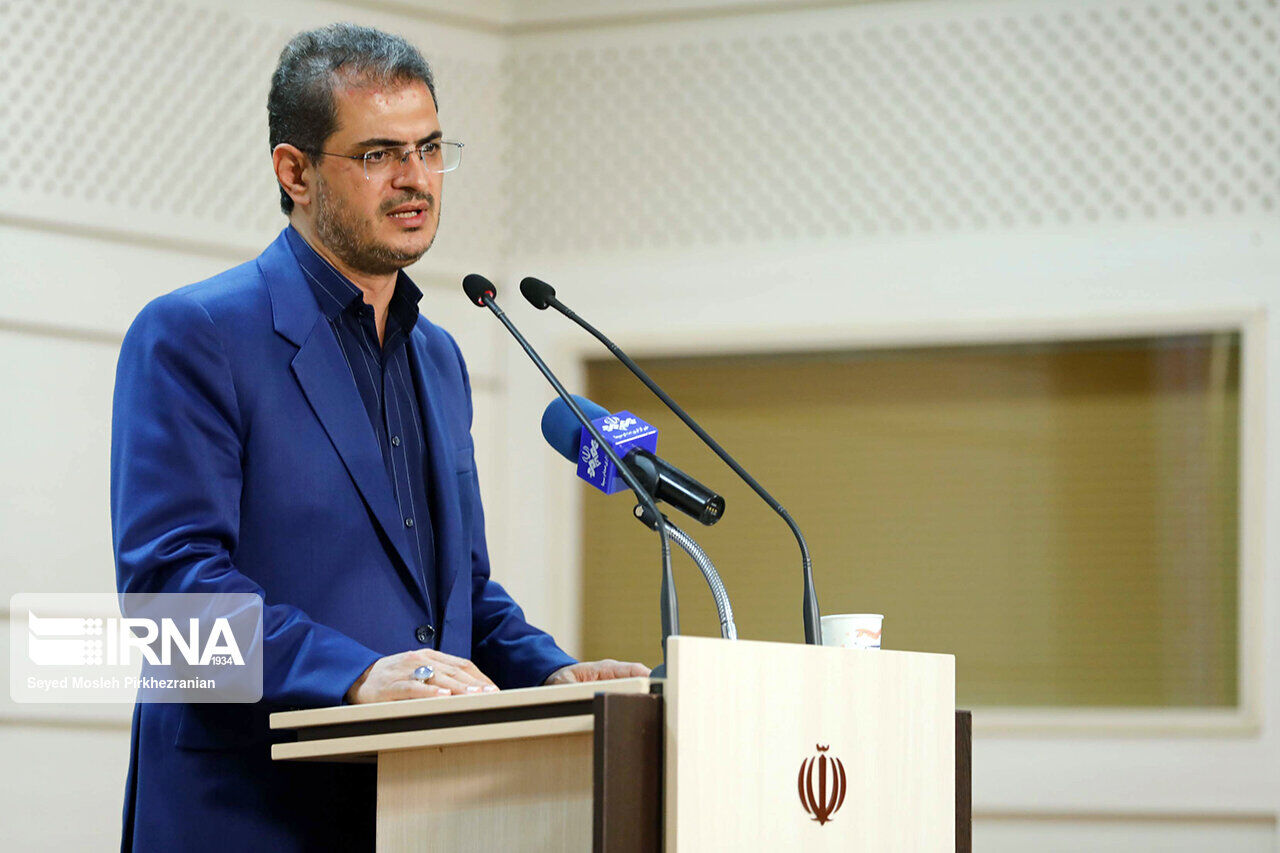 استاندار کردستان: مدیران چالش های مقابل تولید را رفع کنند