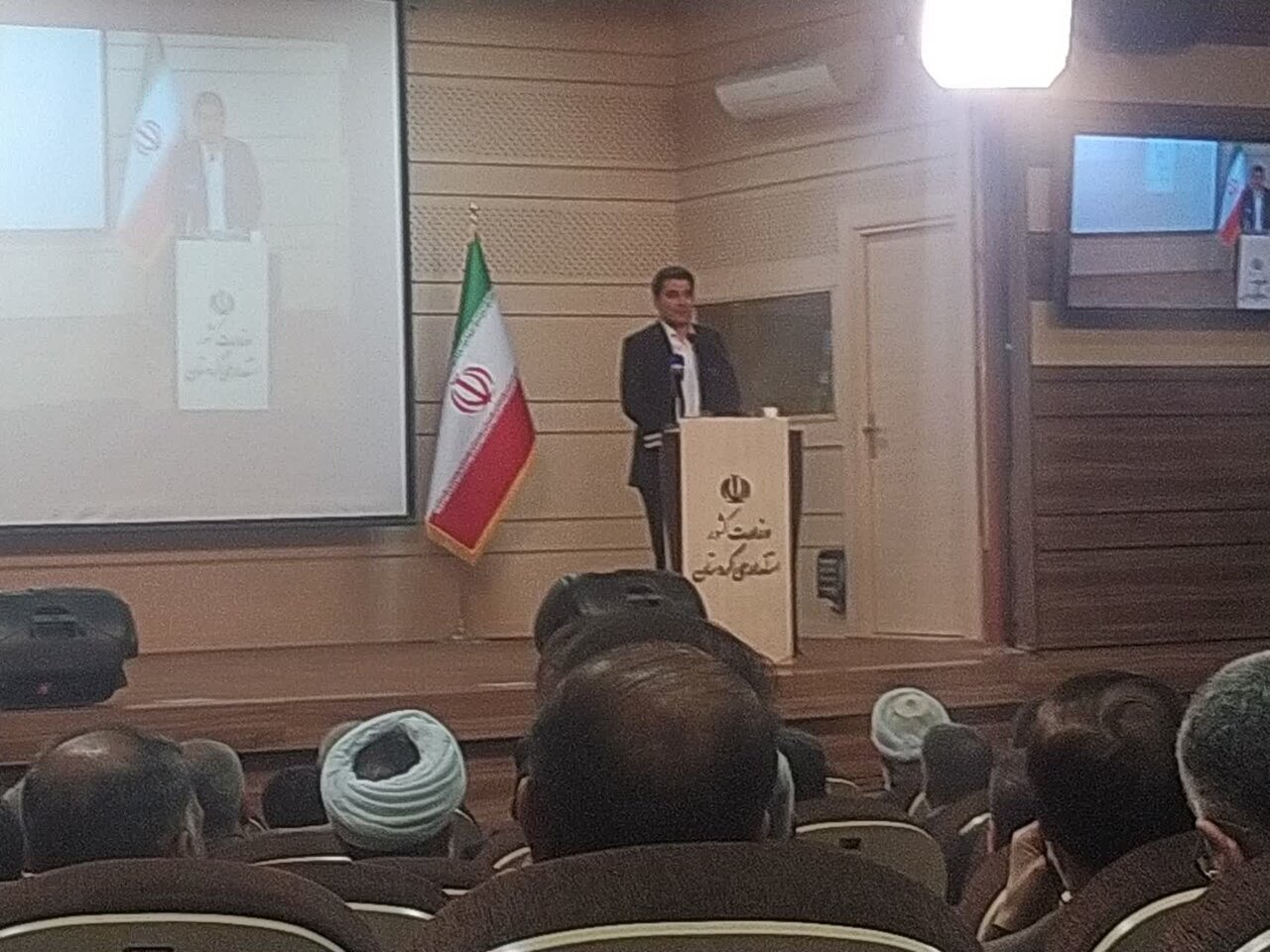 استفاده از ظرفیت‌های کردستان برای توسعه/همه مدیران تغییر
نمی‌کنند