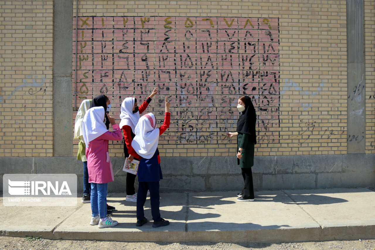 استفاده رایگان دانشآموزان از فضاهای فرهنگی ورزشی شهرداری در فصل تابستان