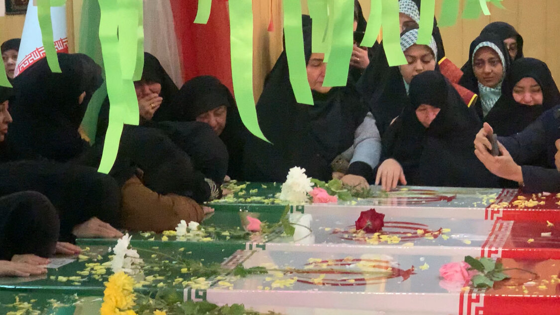 استقبال باشکوه مردم ارومیه از پیکر مطهر شهدای گمنام