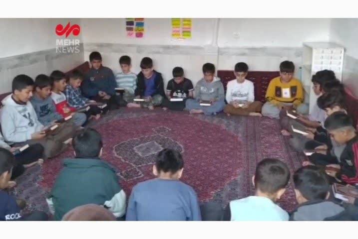 استقبال نوجوانان کردستانی از طرح «زندگی با آیهها»