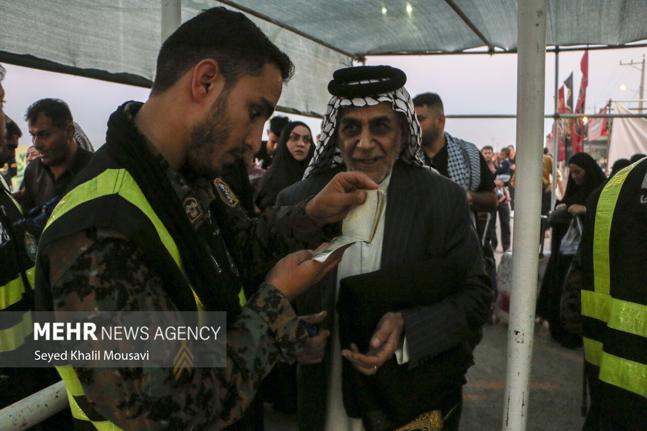 استقرار ماموران پلیس امنیت اقتصادی در مرزها/ تهیه ارز از شهرمبدا