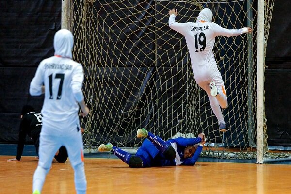 استقلال با خرید ستاره‌ها مدعی قهرمانی می‌شود؟