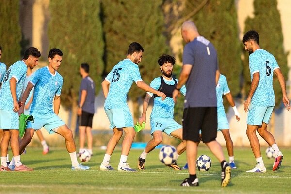 استقلال با ۱+۱ غایب مقابل مس شهربابک قرار میگیرد