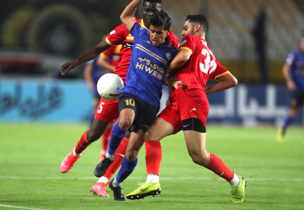 استقلال بازیکن بزرگ میخواهد/ افزایش رقم قراردادها معمولی نیست!