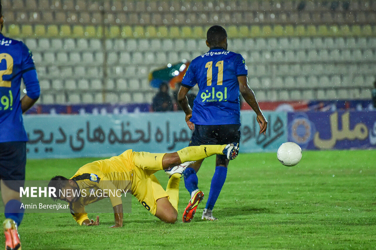 استقلال به دنبال پس گرفتن صدر؛ پرسپولیس در پی جبران مافات