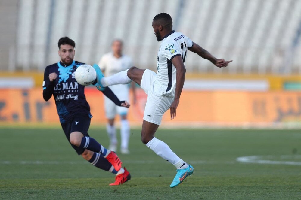 استقلال به دنبال پنجمین دبل و هفدهمین پیروزی