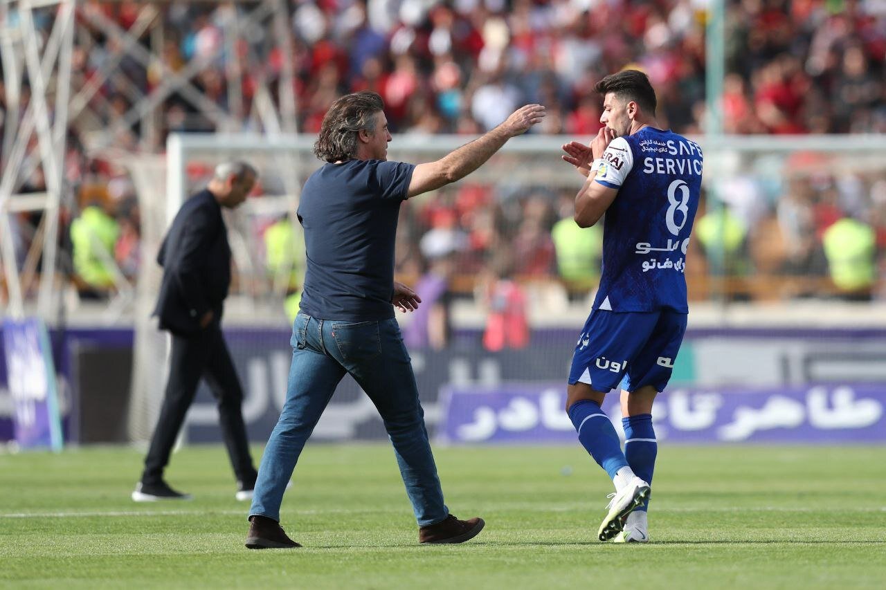 استقلال به ساپینتو باخت/ گلمحمدی حرفهای زیادی برای گفتن دارد