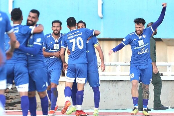 استقلال خوزستان سه امتیاز را در خانه حفظ کرد و جای همنام تهرانی را گرفت