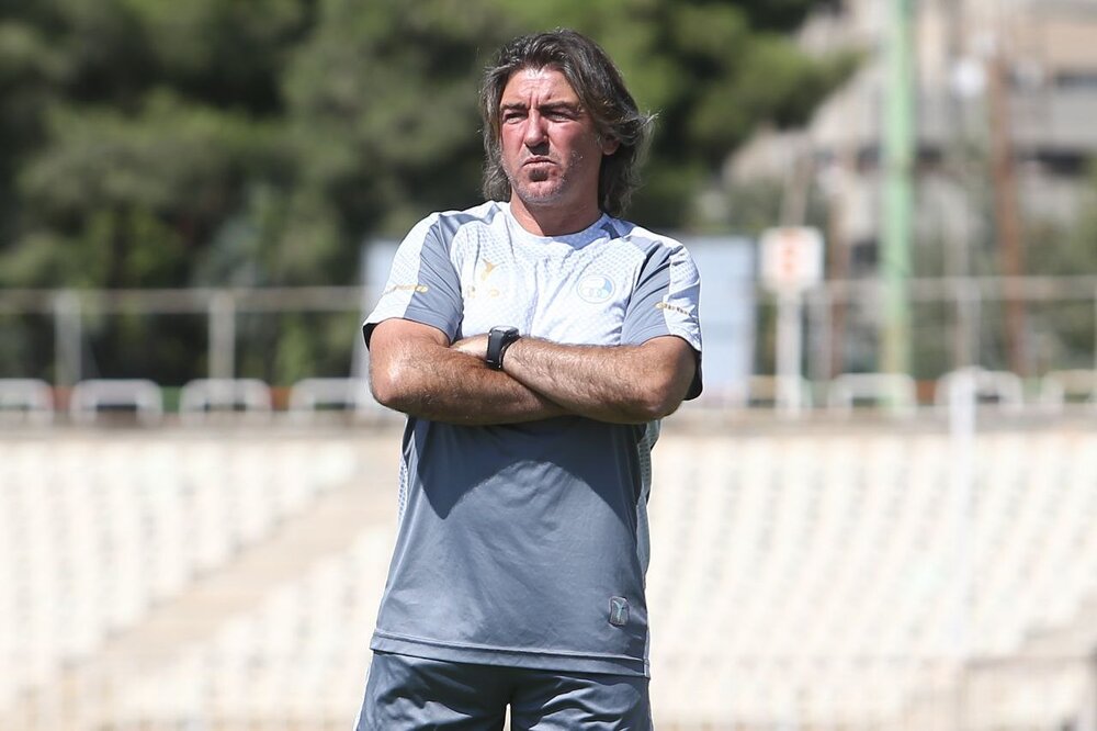 استقلال سال قبل فقط دفاع میکرد/ تمام کننده خوبی نداشتیم