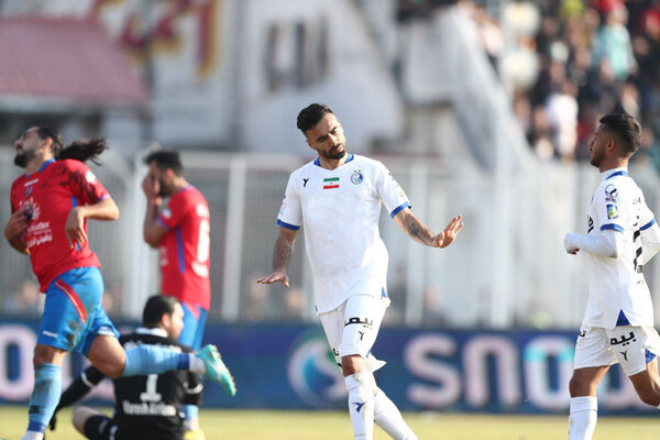 استقلال مراقب ارسال‌های گل‌گهر باشد/ مقابل نساجی بدشانسبودیم