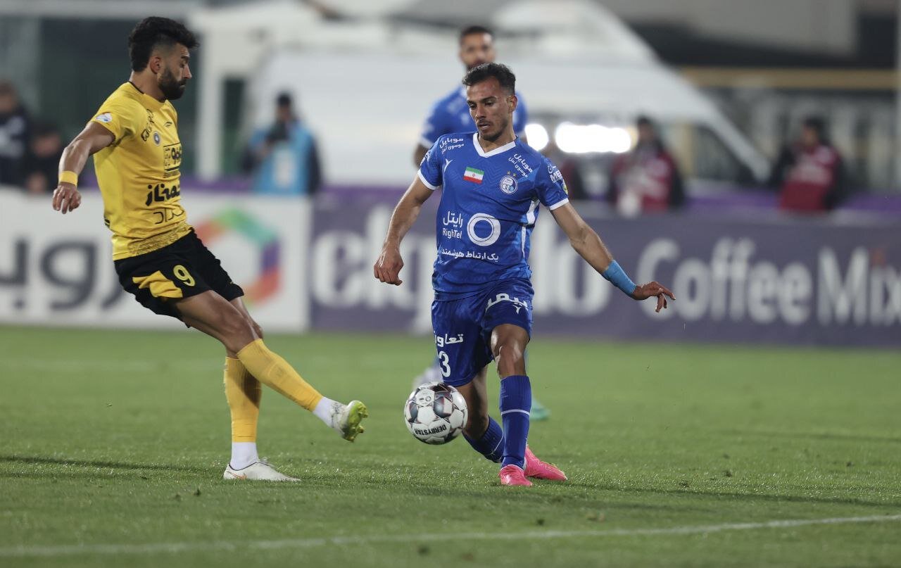 استقلال و مورایس ۲۵۰ میلیون تومان جریمه شدند