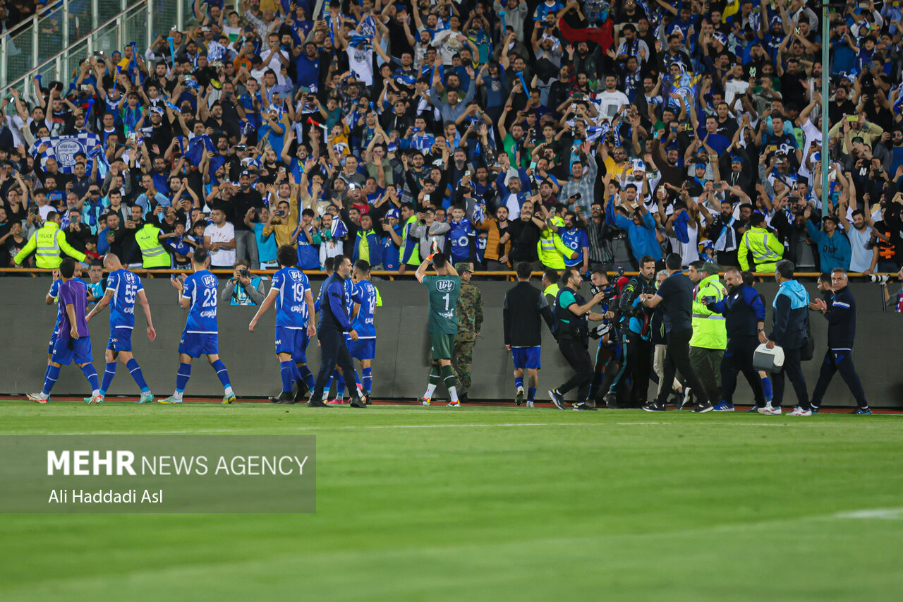 استقلال یک عنوان بهترین را از آن خود کرد