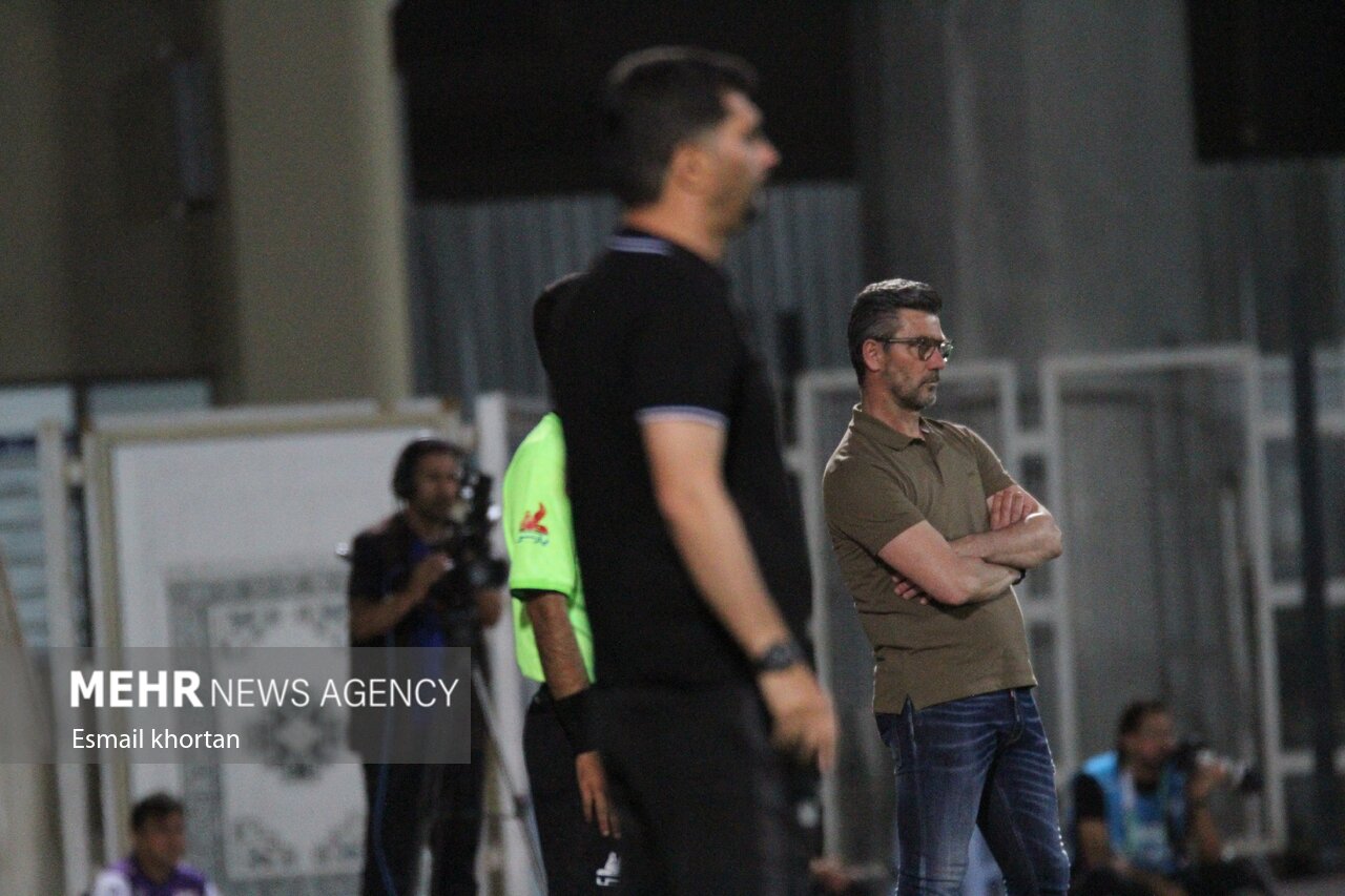 استقلالی‌ها تحت فشار هستند/ بازی سختی برابر آنها
داریم