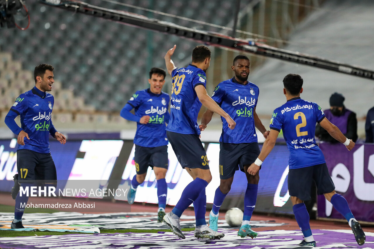 استقلالی‌ها بدانند مرز بین اعتماد به نفس و غرور به باریکی مو است