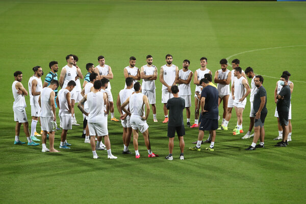 استقلالیها در آستانه دیدار با الهلال شارژ مالی شدند