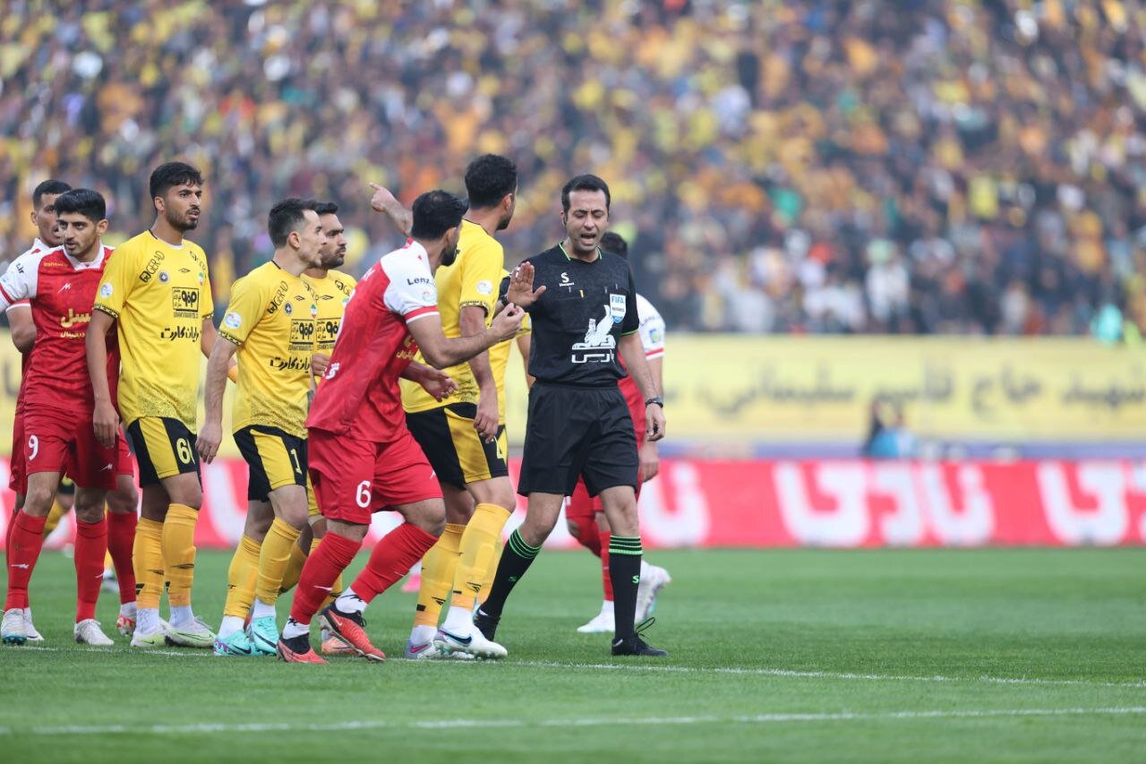 اسدی و همان چیزی که می‌خواست، گل! / فریادهای مورایس کنار
خط