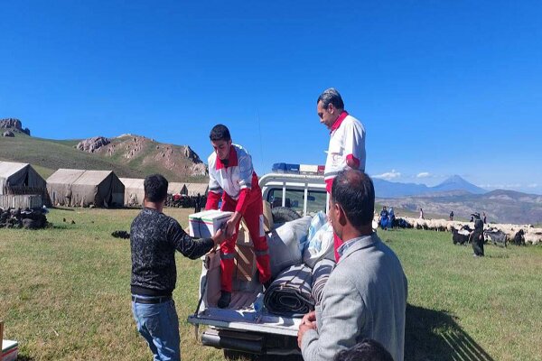 اسکان اضطراری ۶۴ نفر از عشایر متأثرین از توفان در منطقه
چالدران