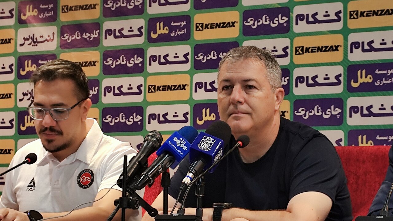 اسکوچیچ: بردیم اما از تیم رضایت ندارم