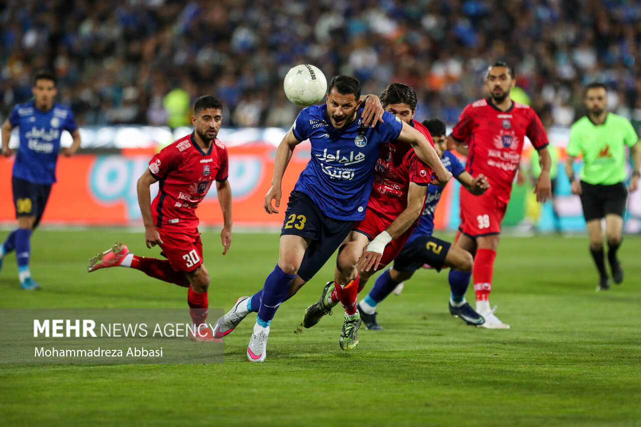 اشتباهات سرمربیان استقلال و پرسپولیس باعث شکست آنها درجام حذفی شد