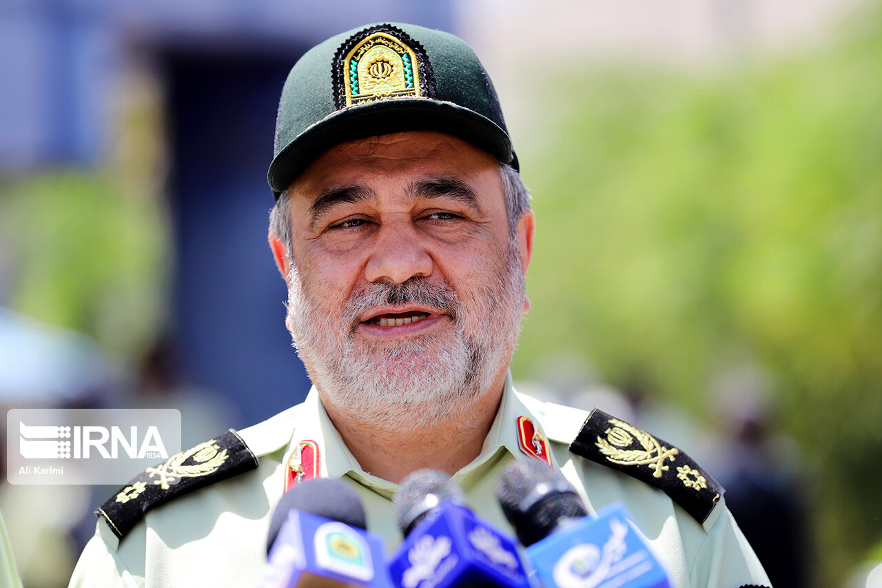 اشتری: بخش زیادی از تجهیزات پلیس تولید داخل است