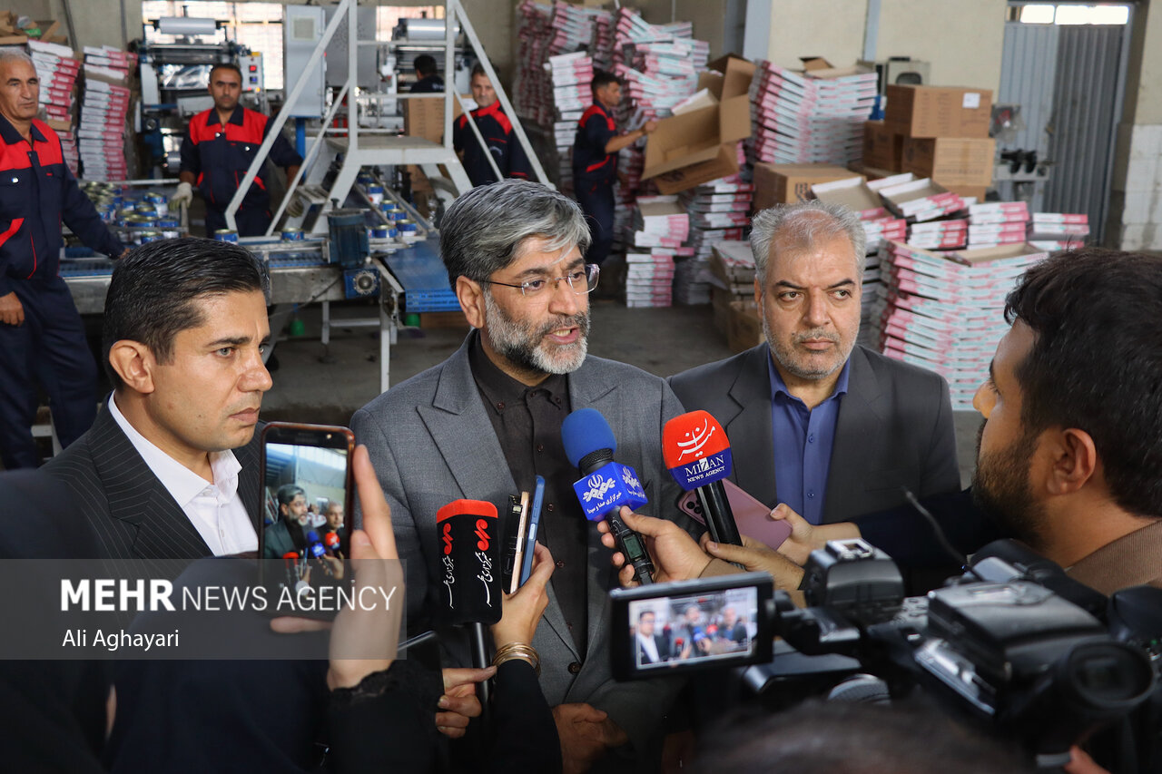 اشتغال ۳۰۰۰ زندانی در آذربایجان غربی؛ بازاجتماعی در اولویت فعالیت ها