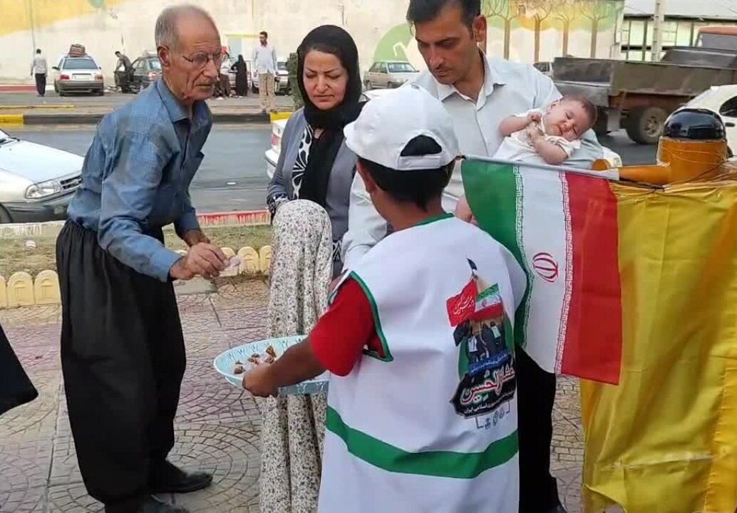اشتیاق دانش‌آموزان کردستانی در خدمت به زائران اربعین حسینی