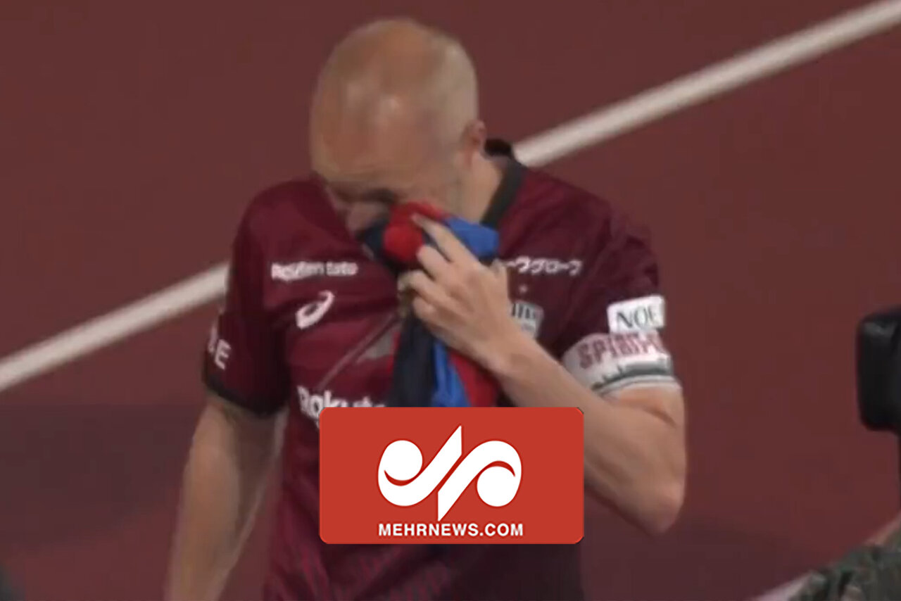 اشک‌های اینیستا هنگام خداحافظی با ویسل کوبه ژاپن