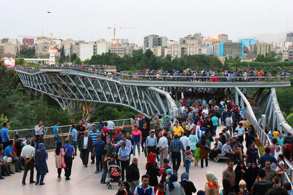 اصرار برای فراموشی هویت تهران و ری