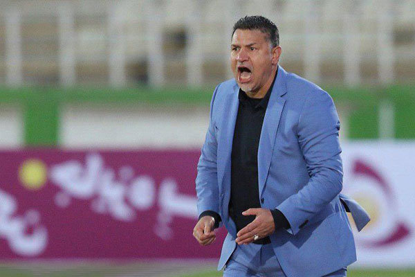 اصرار فدراسیون فوتبال و «نه» علی دایی/ یک گزینه سرودست میشکند!