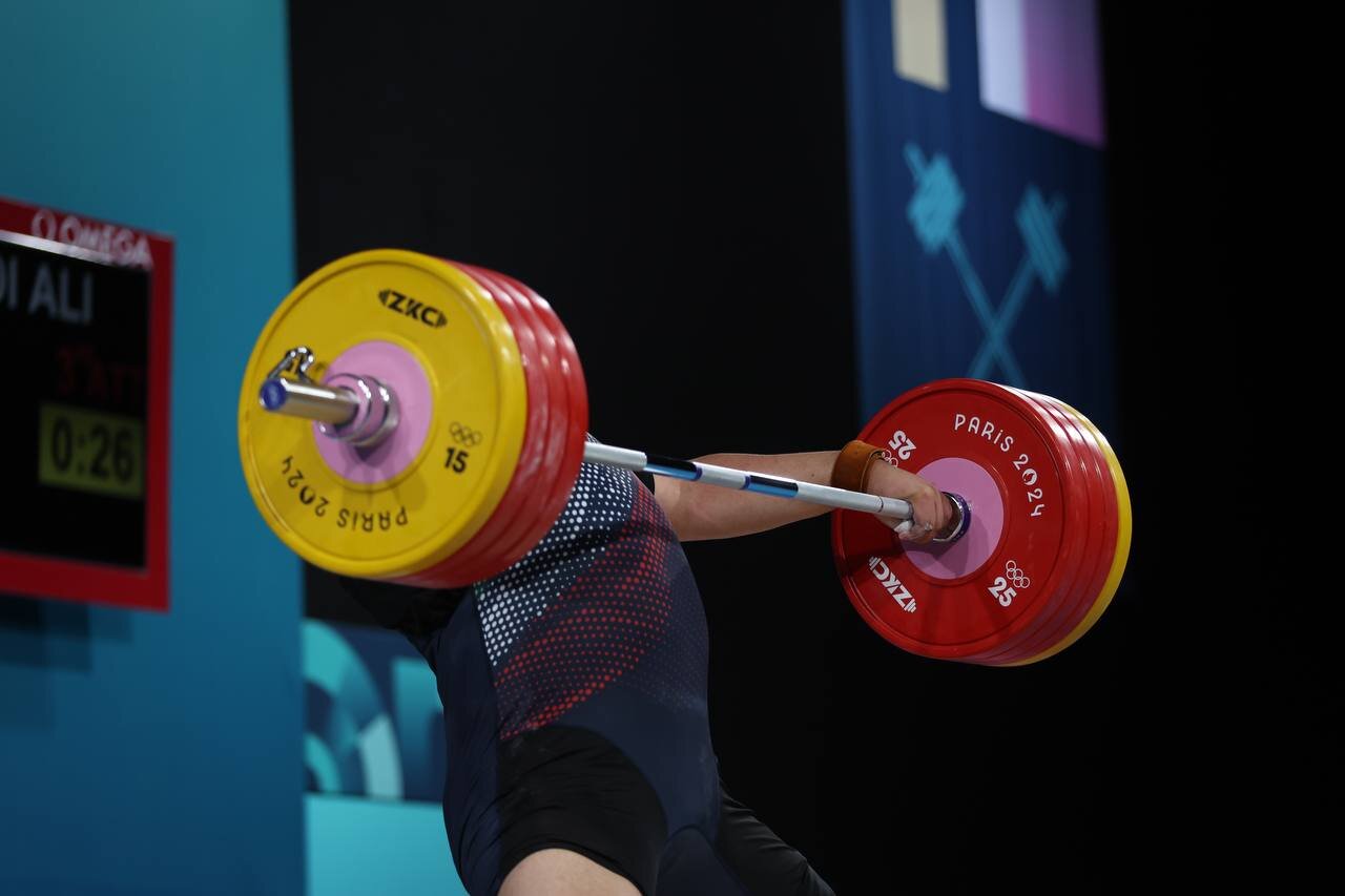 اظهارات متناقض درمورد سفر جنجالی/ فدراسیون راست می‌گوید یاوزارت؟