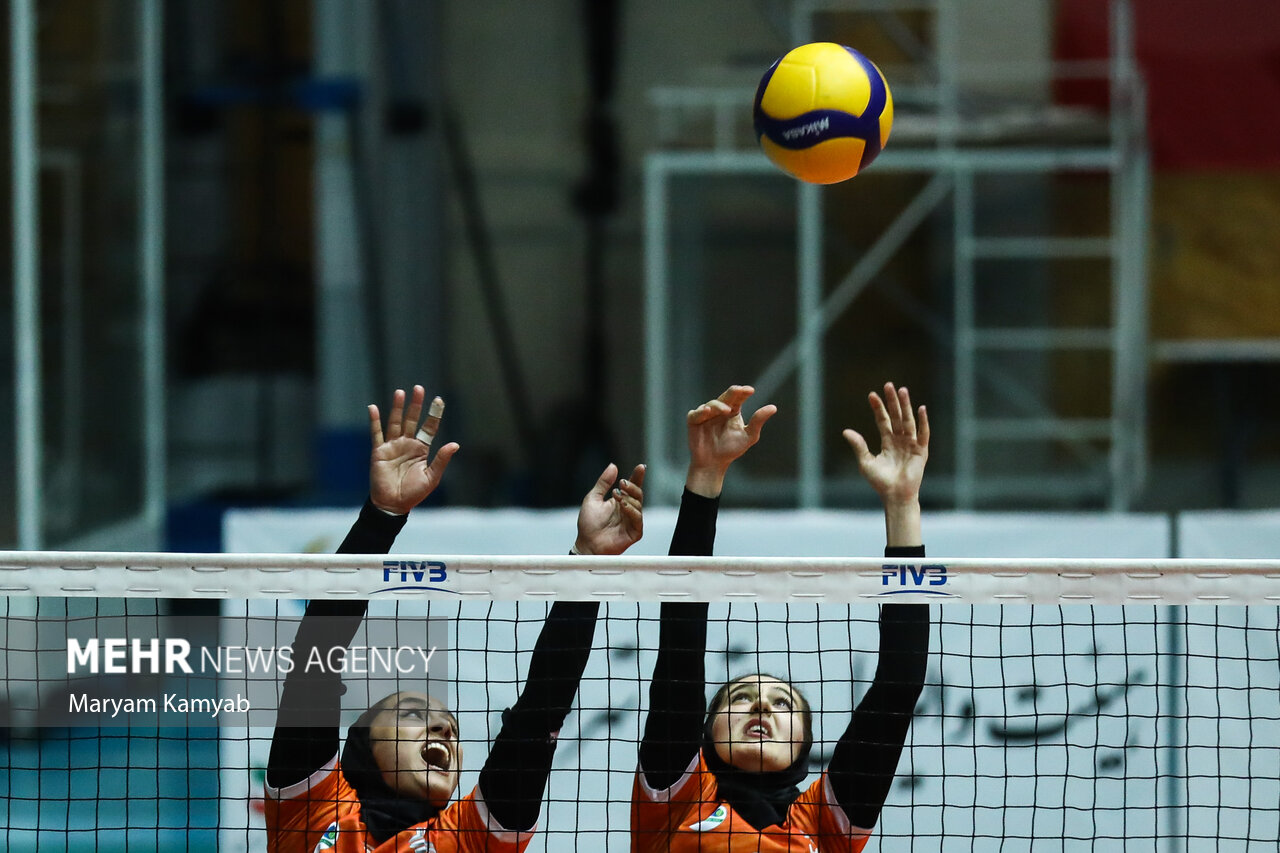 اعتراض باشگاه سایپا به تعویق مسابقه پلی آف والیبال بانوان