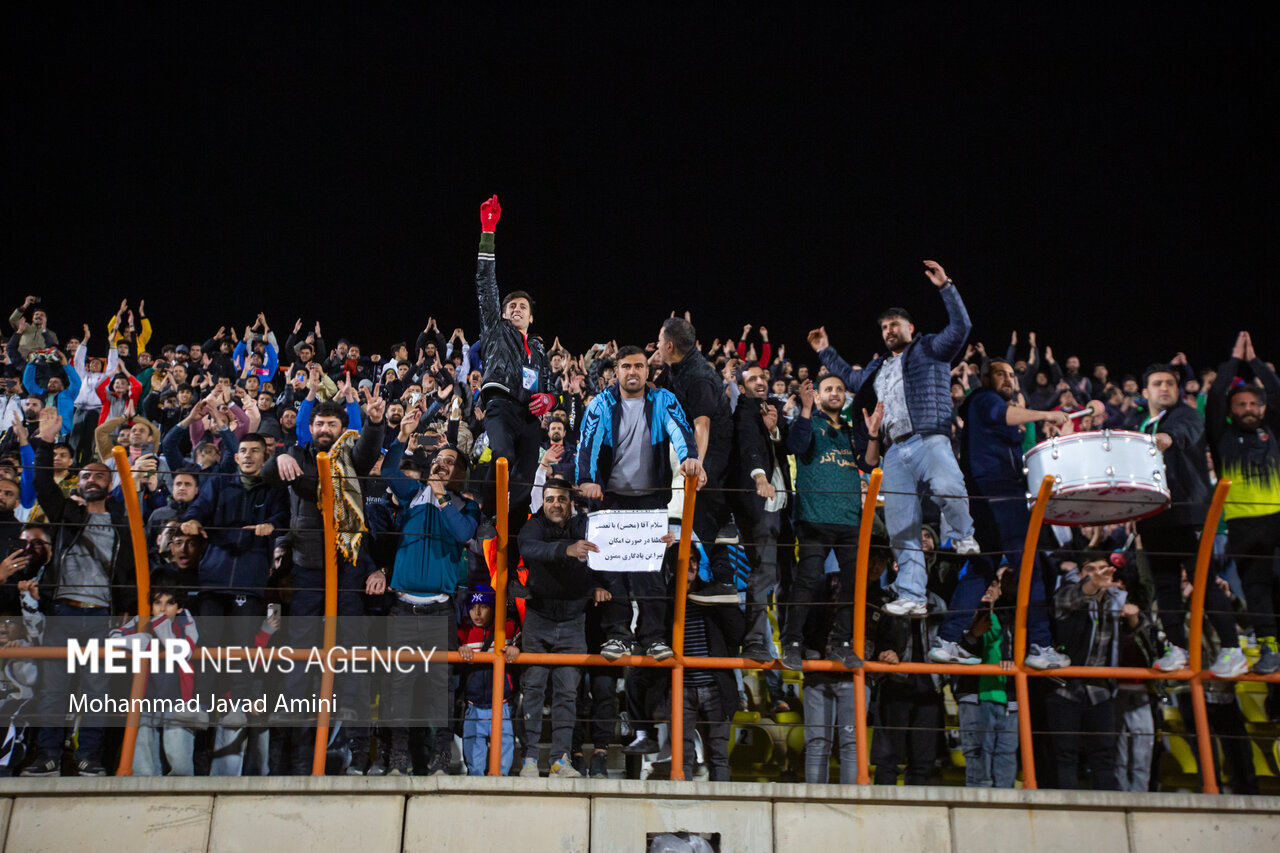 اعزام رایگان هواداران شمس آذر برای تماشای بازی با استقلال خوزستان