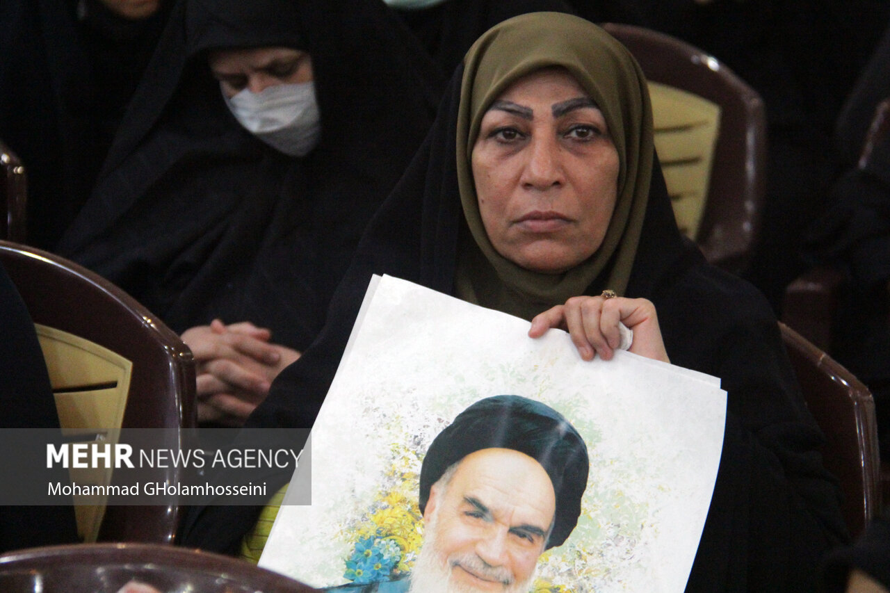 اعزام ۵۰۰ زائر بیجاری به حرم مطهر امام راحل