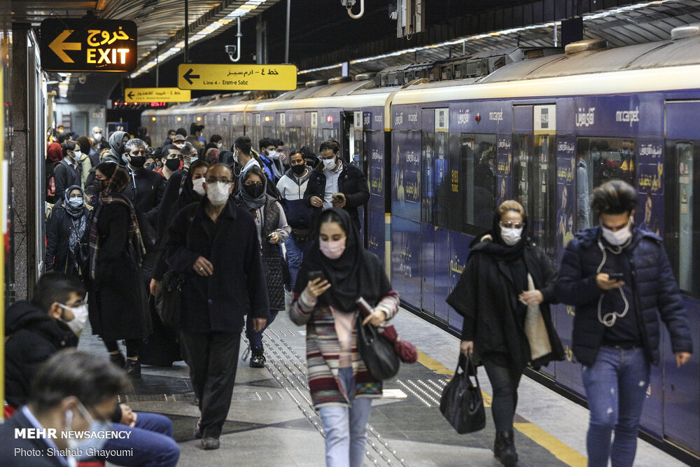 اعزام ۷ مسافر حادثه دیده مترو به بیمارستان/ ۴ مسافر بستری هستند