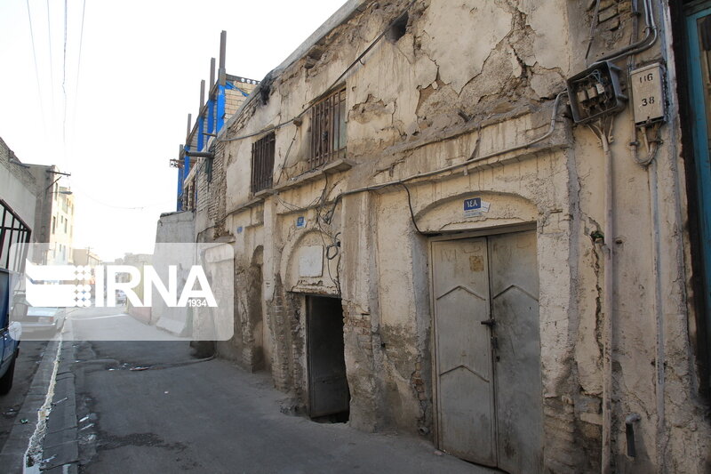 اعطای یک طبقه تراکم تشویقی برای متقاضیان نوسازی در بافت های فرسوده