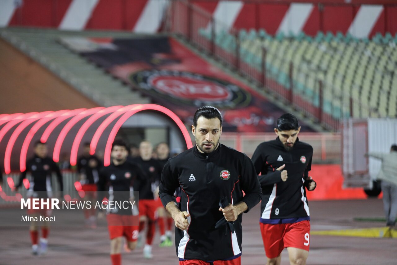 اعلام ترکیب تراکتور برای بازی با نسف قارشی