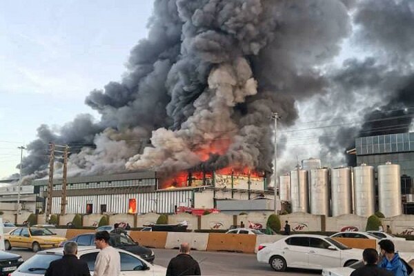 اعلام جزئیات حریق در سه کارگاه نجاری