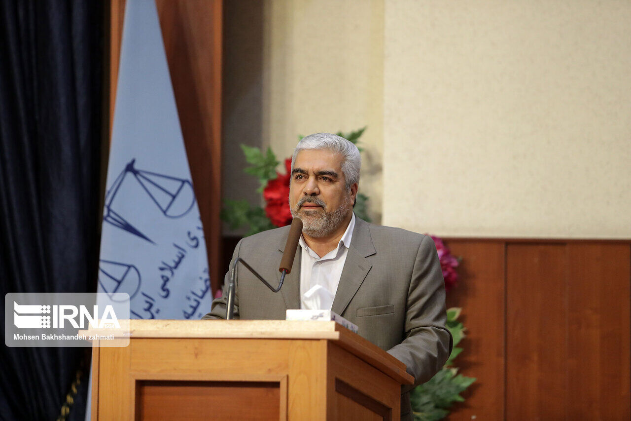 افراد و جریانها از گمانه زنی درباره حادثه حرم مطهر رضوی خودداری کنند