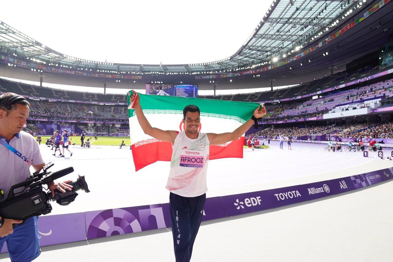 افروز پس از طلایی شدن: نذر کردم مدالم را به امام رضا(ع)تقدیم کنم