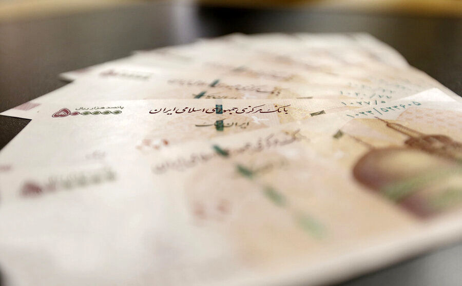 افزایش حقوق مستمریبگیران سایر سطوح دور از هیجانزدگی محقق شد