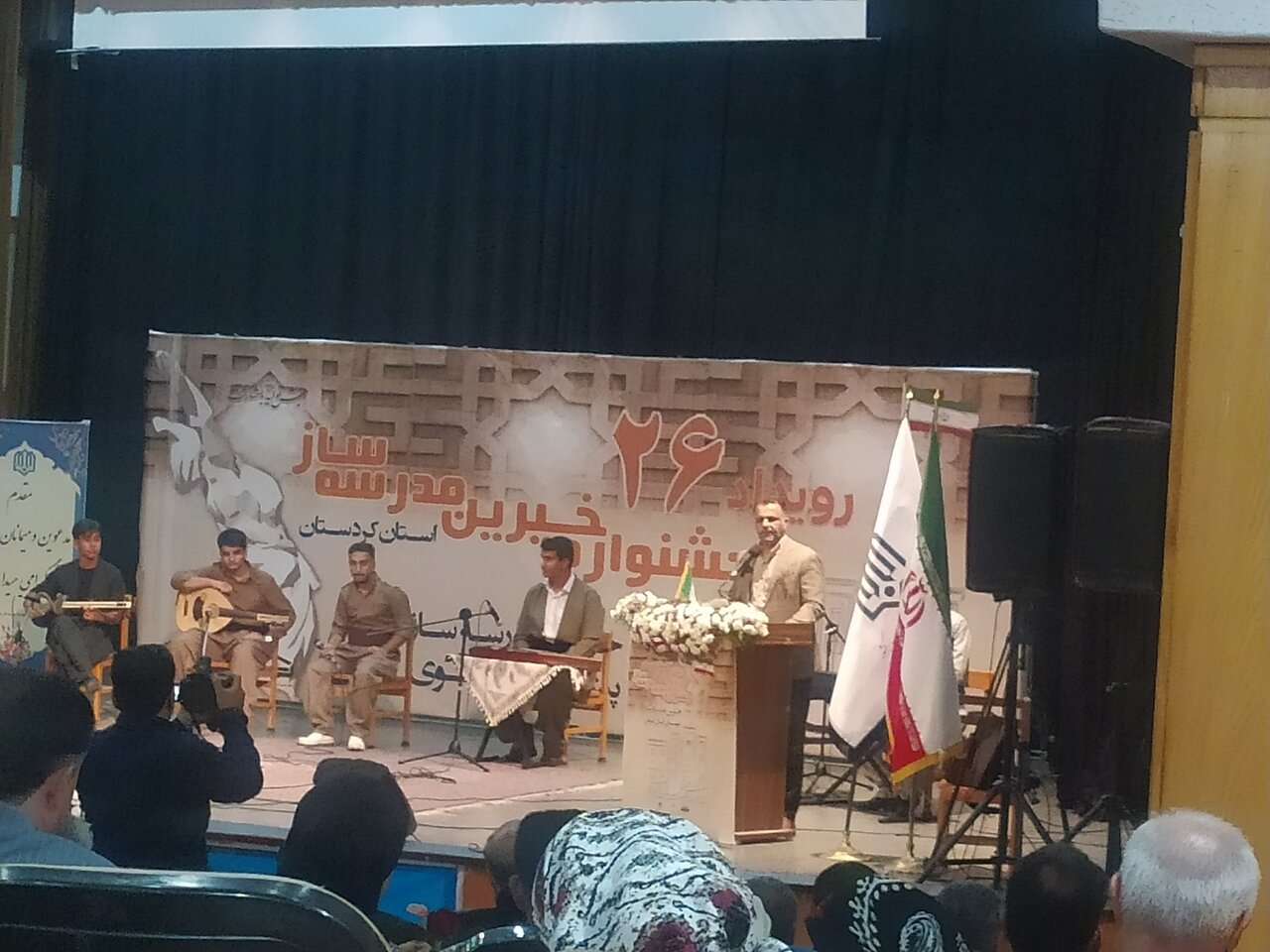 افزایش فضاهای آموزشی در روستاها مانع مهاجرت میشود