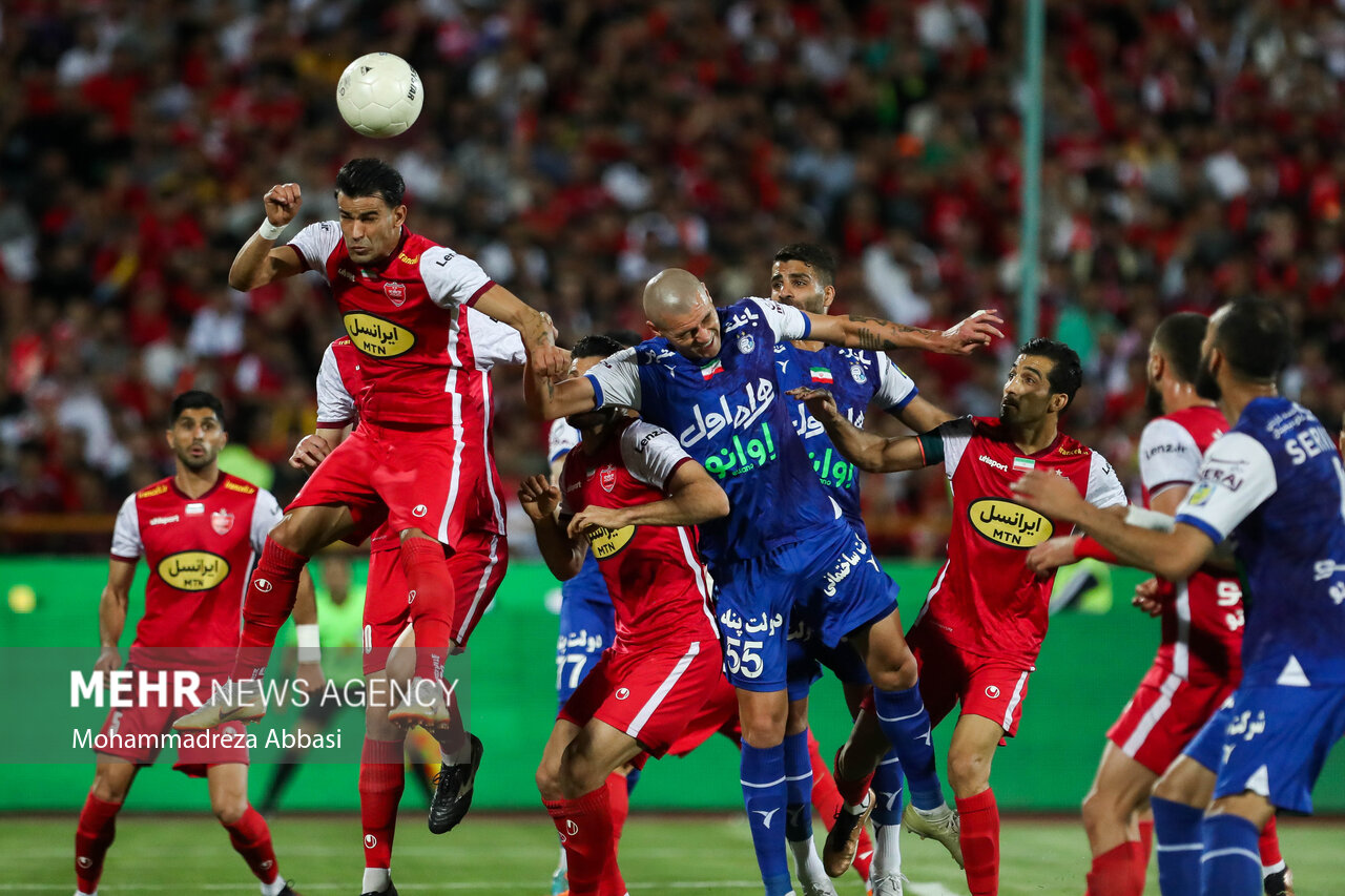 افشای یک شاهکار دیگر از مدیریت استقلال/ یک فصل رایگان کارکردند!