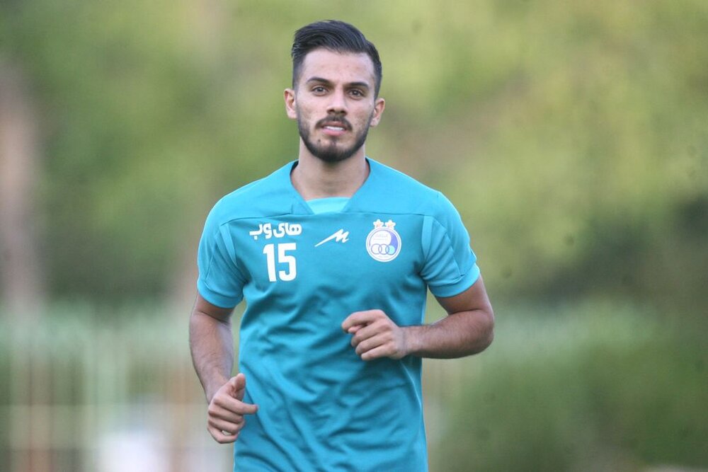 اقدام مشکوک مدافع استقلال قبل از دربی/ پیام جنجالی پاک شد!