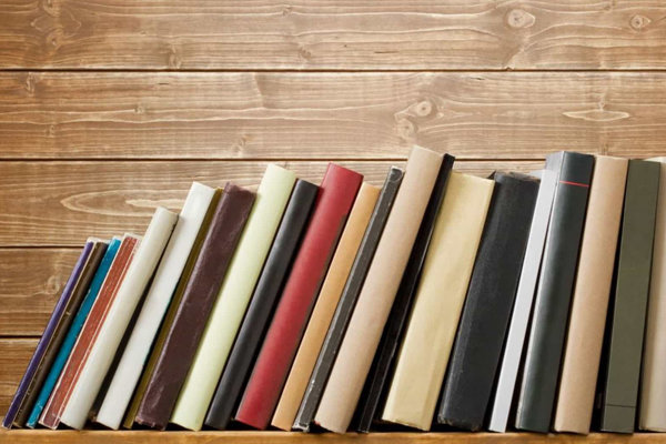 اقدام یکناشر در فروش کتابهایی که آسیب دیدهاند