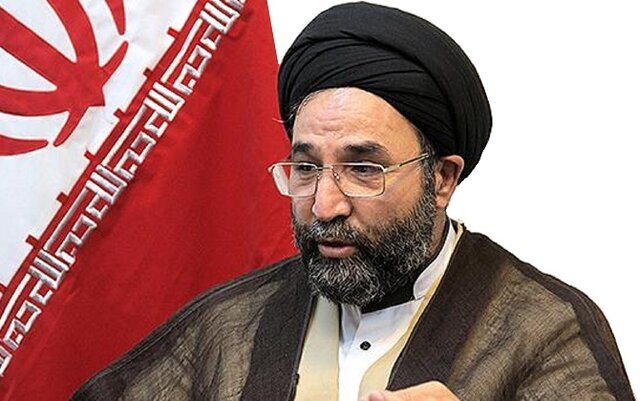 اقدامات عملی برای احیای دریاچه ارومیه در دستور کار قرار گیرد